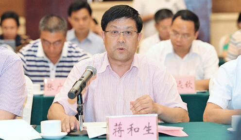 蔣和生簡(jiǎn)歷：廣西海洋局局長(zhǎng)、農(nóng)工黨廣西主委蔣和生，曾任廣西農(nóng)業(yè)廳副廳長(zhǎng)、貴港市副市長(zhǎng)