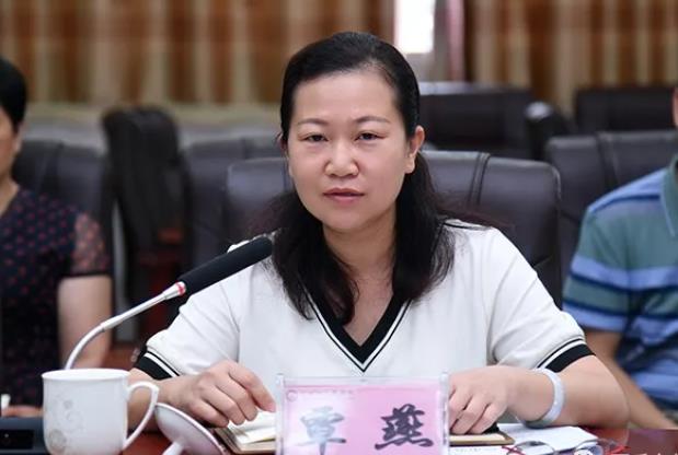 覃燕簡歷：百色靖西市副市長覃燕，曾任百色市商務(wù)局口岸管理科科長