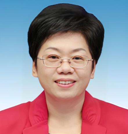 陳奕君任廣西自治區(qū)黨委常委、宣傳部部長(zhǎng)，曾任浙江省委常委、秘書長(zhǎng)，浙江省副省長(zhǎng)